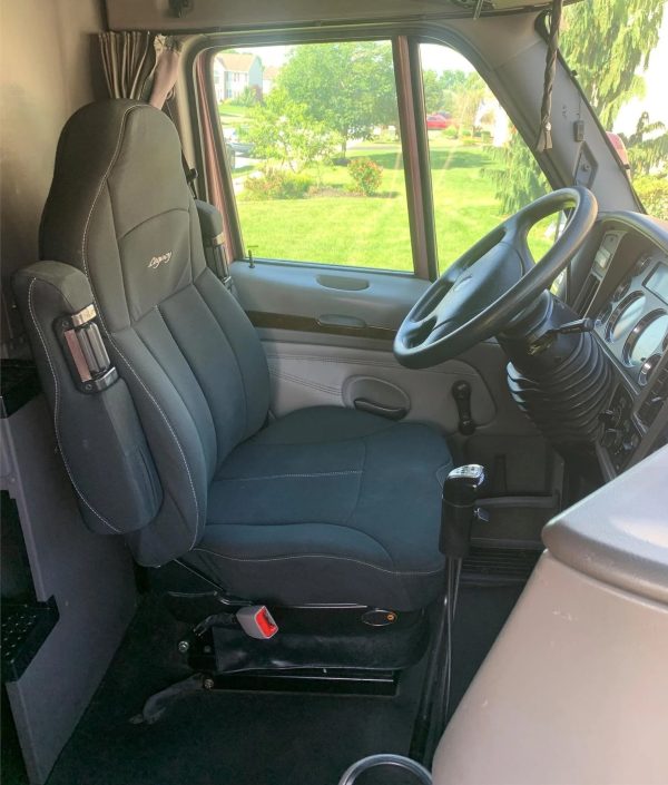 2016 Kenworth T700 - Image 6