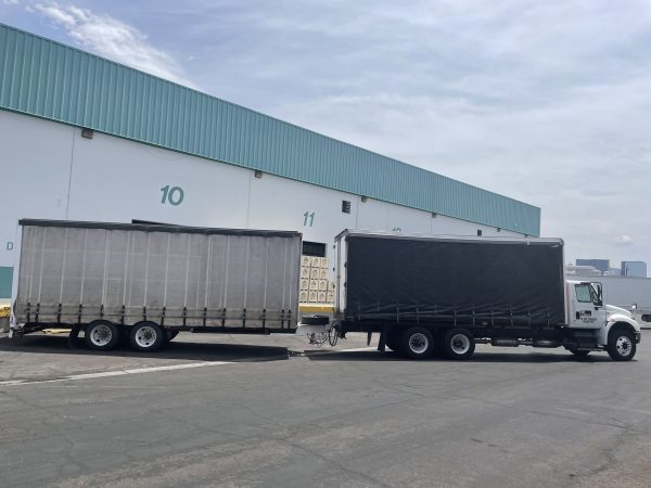 2018 International 4400 &  NUVanline Tech  27′ - Image 9