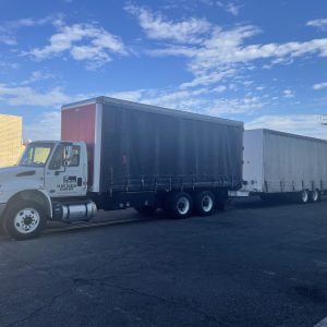 2018 International 4400 &  NUVanline Tech  27'