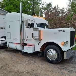 2002 Peterbilt 379