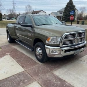 2015 RAM 3500 BIG HORN SLT MEGA CAB PREMIUM FULLY LOADED With a 2015 PJ 36FT Trailer Combo