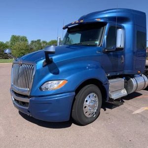 2018 INTERNATIONAL LT