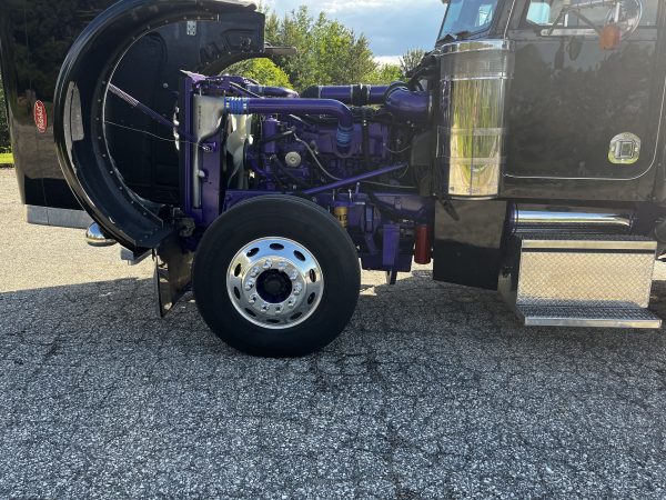 1999 Peterbilt 379 EXHD - Image 17