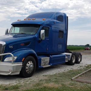 2012 Peterbilt 587