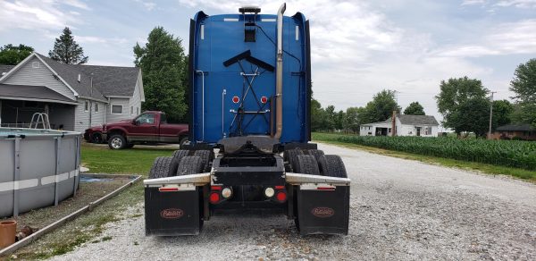 2012 Peterbilt 587 - Image 6
