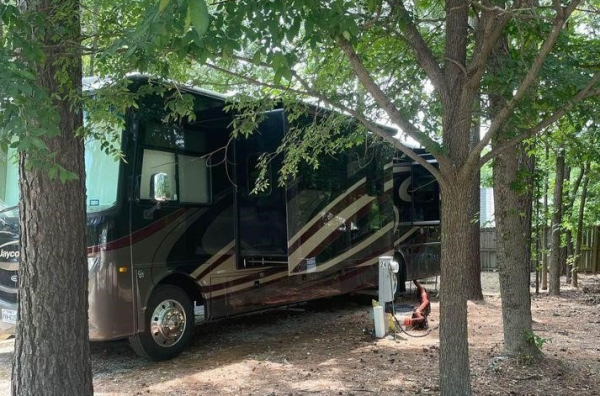 2019 JAYCO PRECEPT PRESTIGE 36H & 2020 Jeep Wrangle Rubicon - Image 3