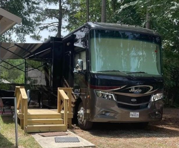 2019 JAYCO PRECEPT PRESTIGE 36H & 2020 Jeep Wrangle Rubicon - Image 4