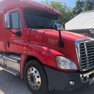 2016 Freightliner Cascadia Mid Roof 125