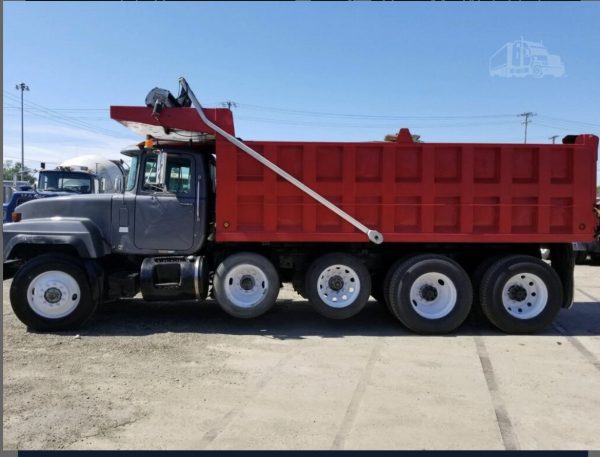 2003 Mack RD688S Dump Truck