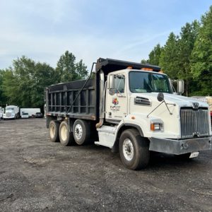 2017 Western Star 4700
