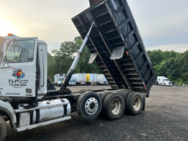 2017 Western Star 4700 - Image 4