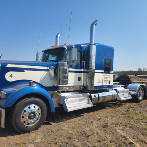 2018 Kenworth W900L