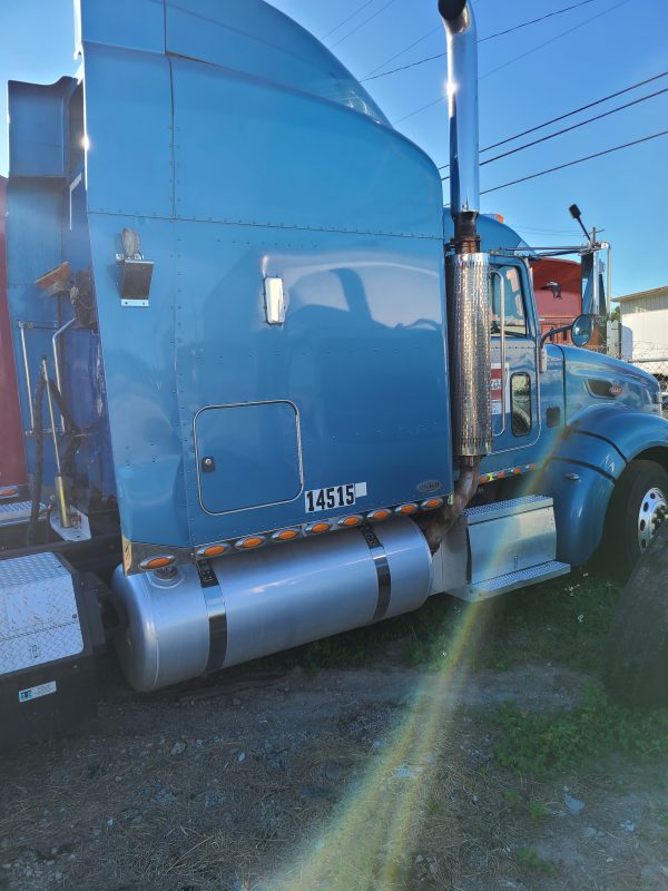 2008 Peterbilt 386 - Image 3