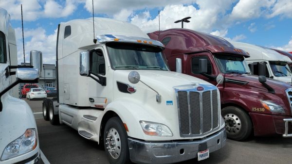 2020 Peterbilt 579