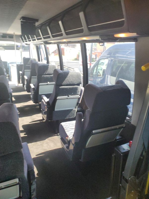 2008 International Durastar Passenger Bus - Image 11