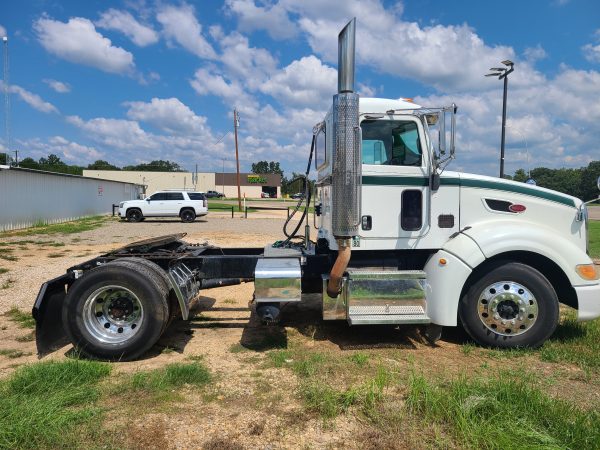 2008 Peterbilt 386 - Image 4