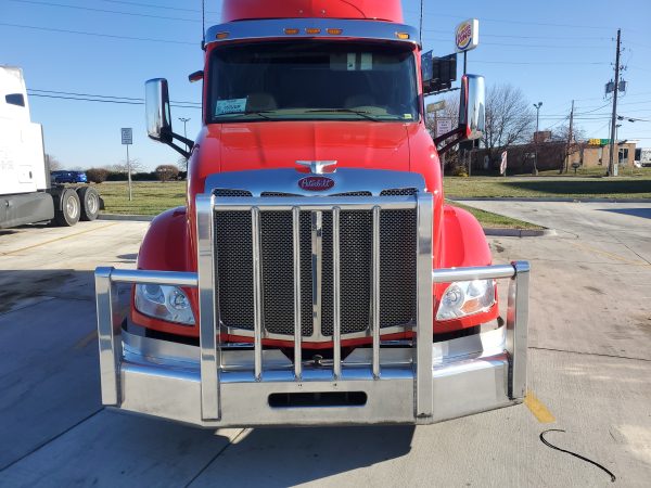 2018 Peterbilt 579 - Image 5