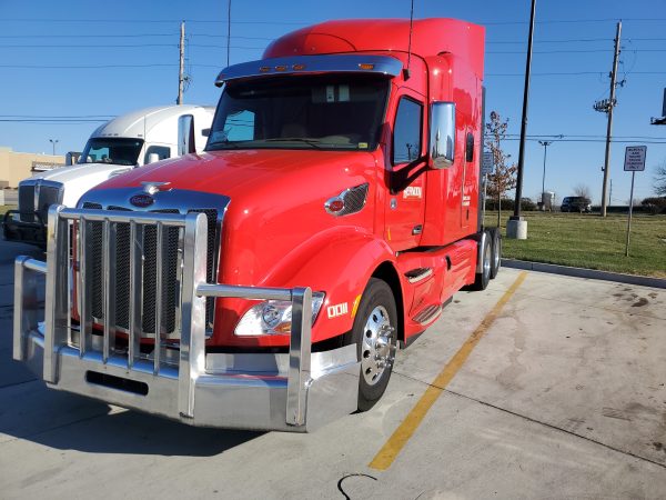2018 Peterbilt 579 - Image 6