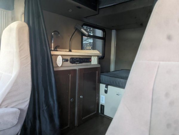 2014 Freightliner Cascadia 113 - Image 34