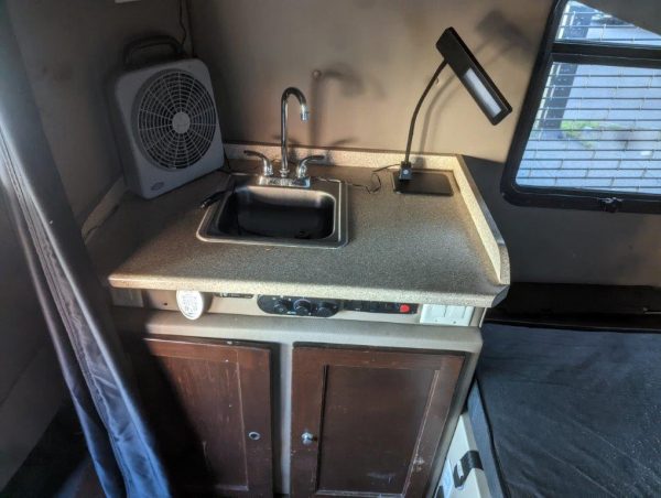 2014 Freightliner Cascadia 113 - Image 36