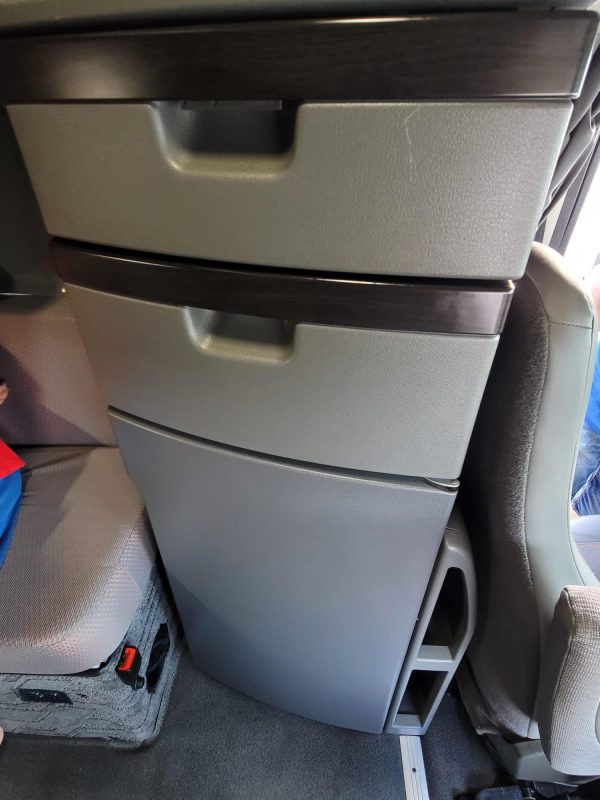 2019 Volvo VNL860 - Image 19