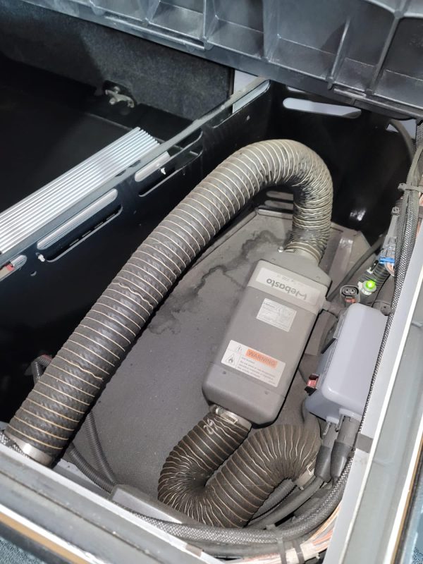 2019 Volvo VNL860 - Image 25