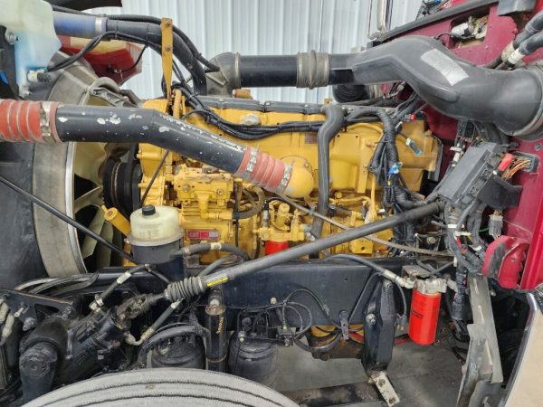 2018 Peterbilt 389 - Image 9