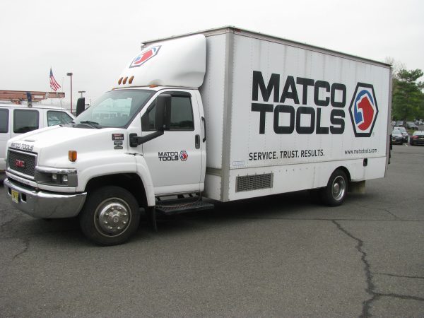 2007 GMC Topkick C5500 - Image 2