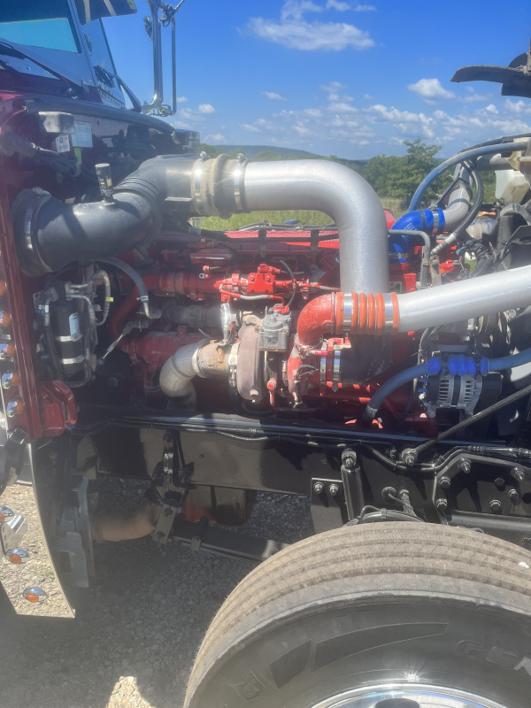 2018 Peterbilt 389 - Image 3