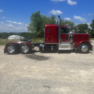 2018 Peterbilt 389