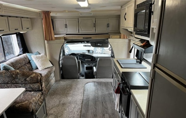 2002 COACHMEN LEPRECHAUN 314SS - Image 11