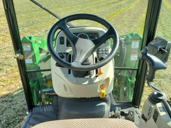John Deere 4066r with H180 loader - Image 13