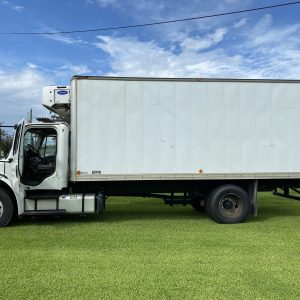 2014 Freightliner Business Class Reefer Truck