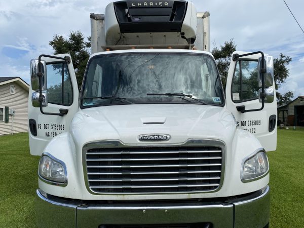 2014 Freightliner Business Class Reefer Truck - Image 2