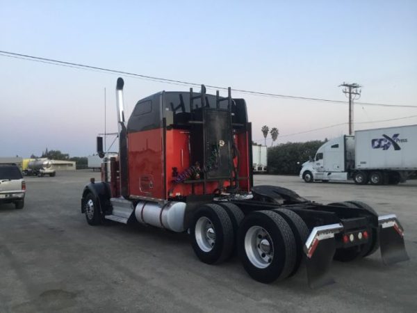 2009 KENWORTH W900   72″ STAND UP SLEEPER - Image 2