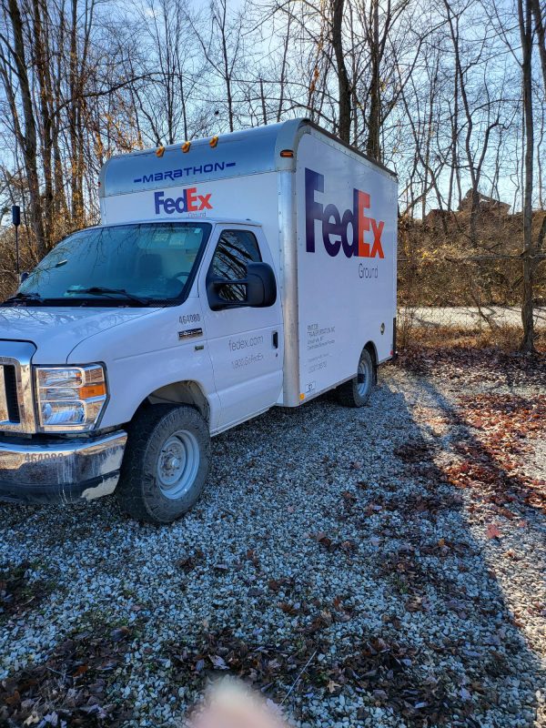 2019 Ford E350 Econoline Box Truck - Image 3