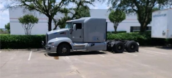 2012 KENWORTH T660 - Image 3