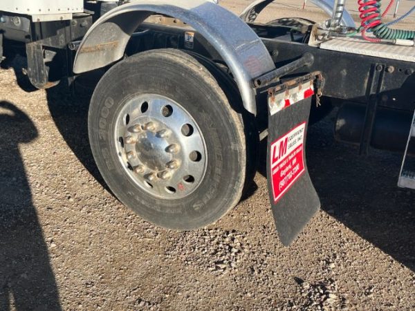 2008 PETERBILT 386 - Image 4