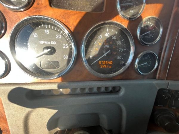 2008 PETERBILT 386 - Image 6