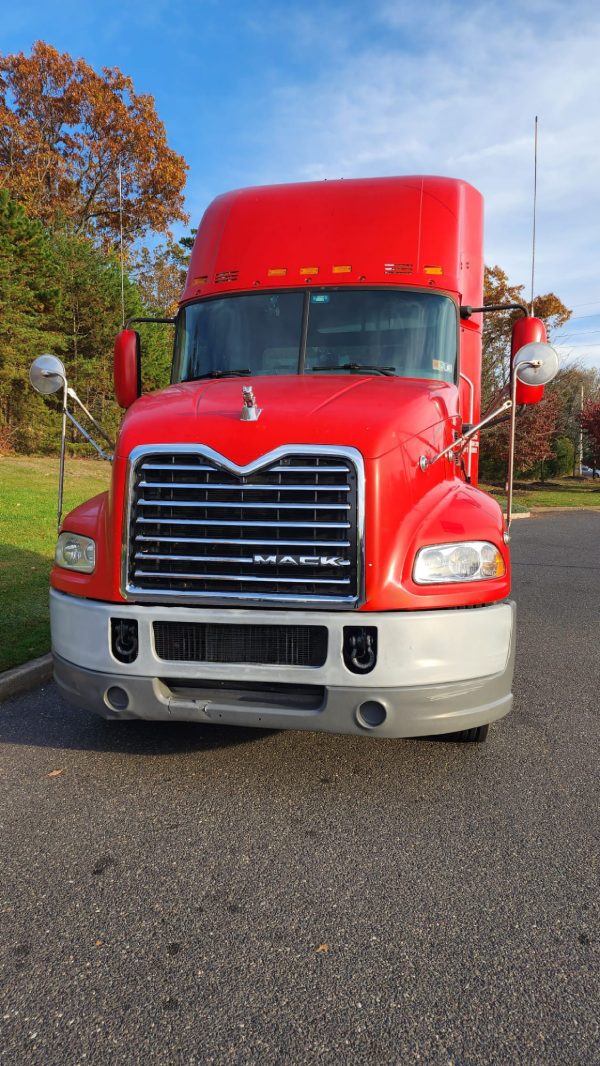 2016 Mack Pinnacle CXU613 - Image 7