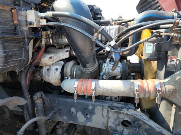 2016 FREIGHTLINER CASCADIA 72in Double Bunk Stand Up Sleeper - Image 10