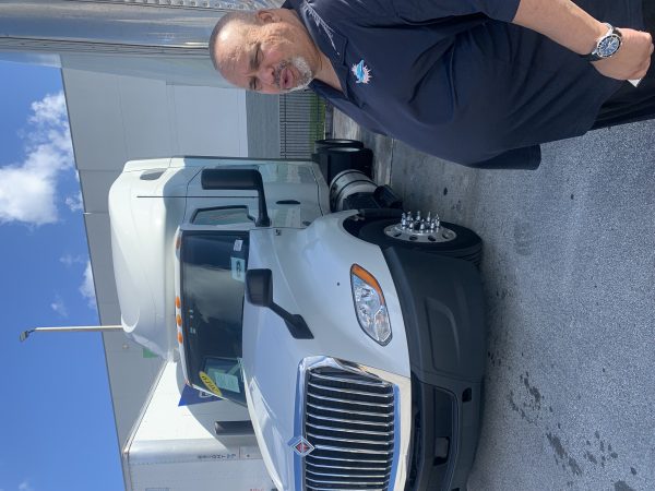 2019 INTERNATIONAL LT - Image 11