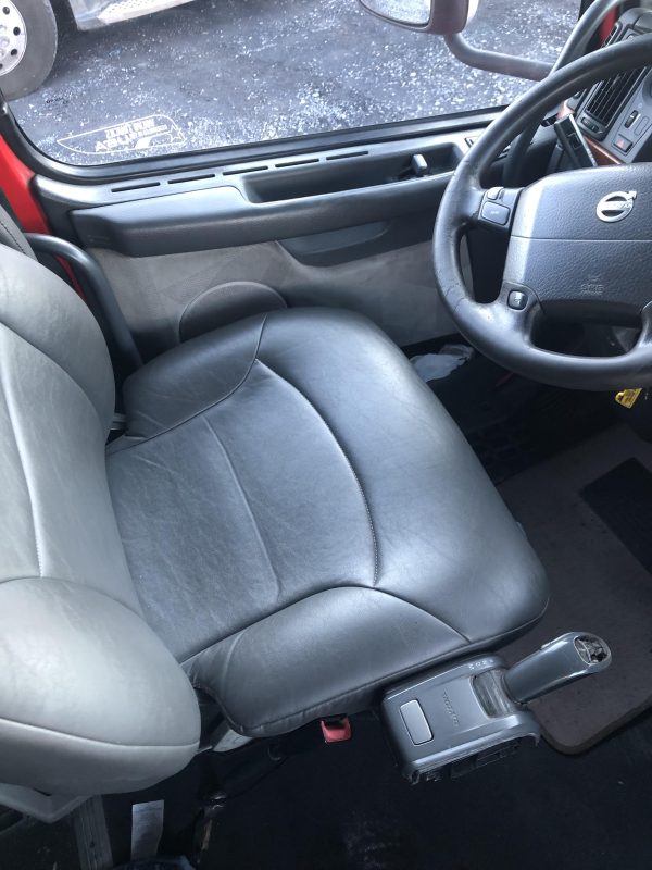 2012 Volvo VNL42670 - Image 15
