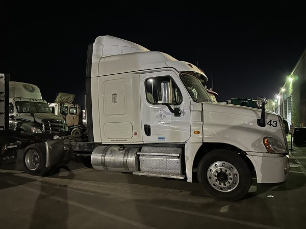 2014 FREIGHTLINER CASCADIA 125 - Image 3