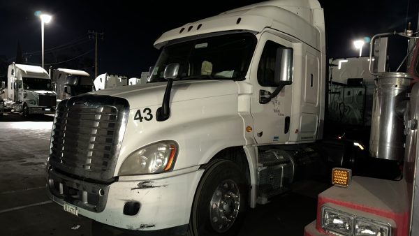 2014 FREIGHTLINER CASCADIA 125 - Image 5