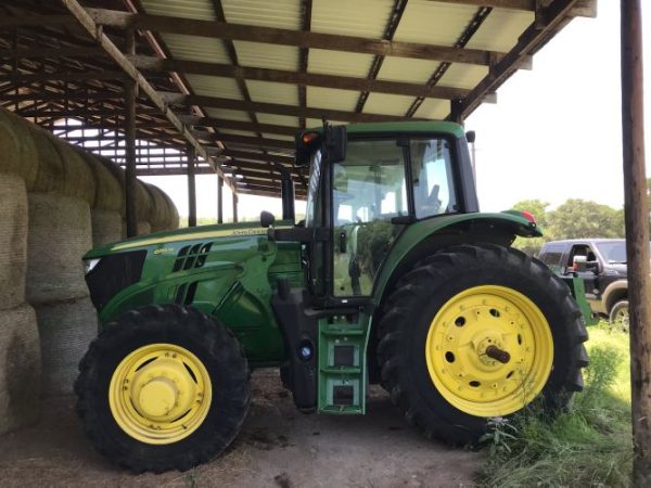 2016 JOHN DEERE 6155 M TRACTOR WITH A 12 SHANK CHISEL