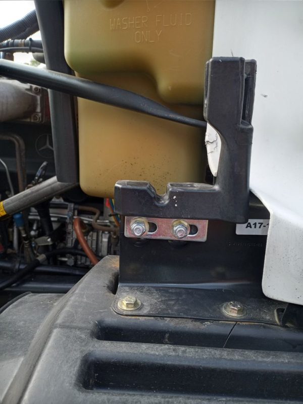 2007 Freightliner Columbia - Image 19