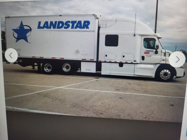2013 Freightliner Cascadia 125 - Image 31