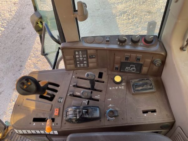 2002 JOHN DEERE 6420 TRACTOR WITH BUSH HOG OFFSET DISC - Image 4