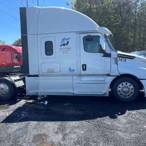2018 Freightliner Cascadia 126